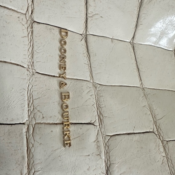 Dooney and Bourke Bag - Picture 3 of 11